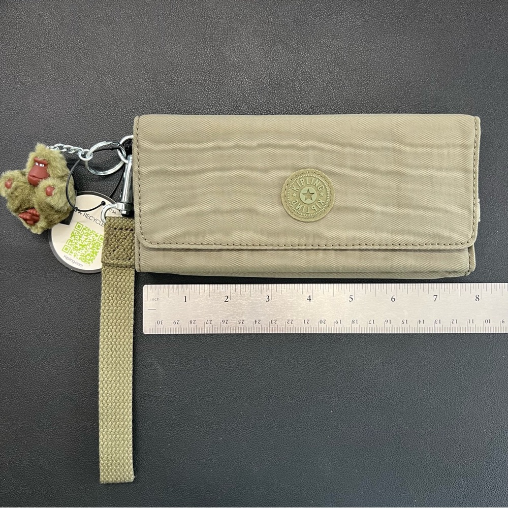Kipling Khaki Wallet with Keychain